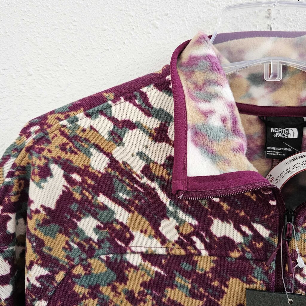 NWT Print half zip