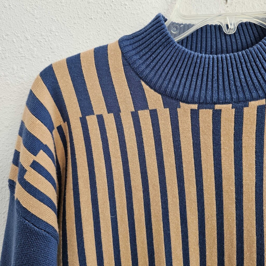 tan/blue