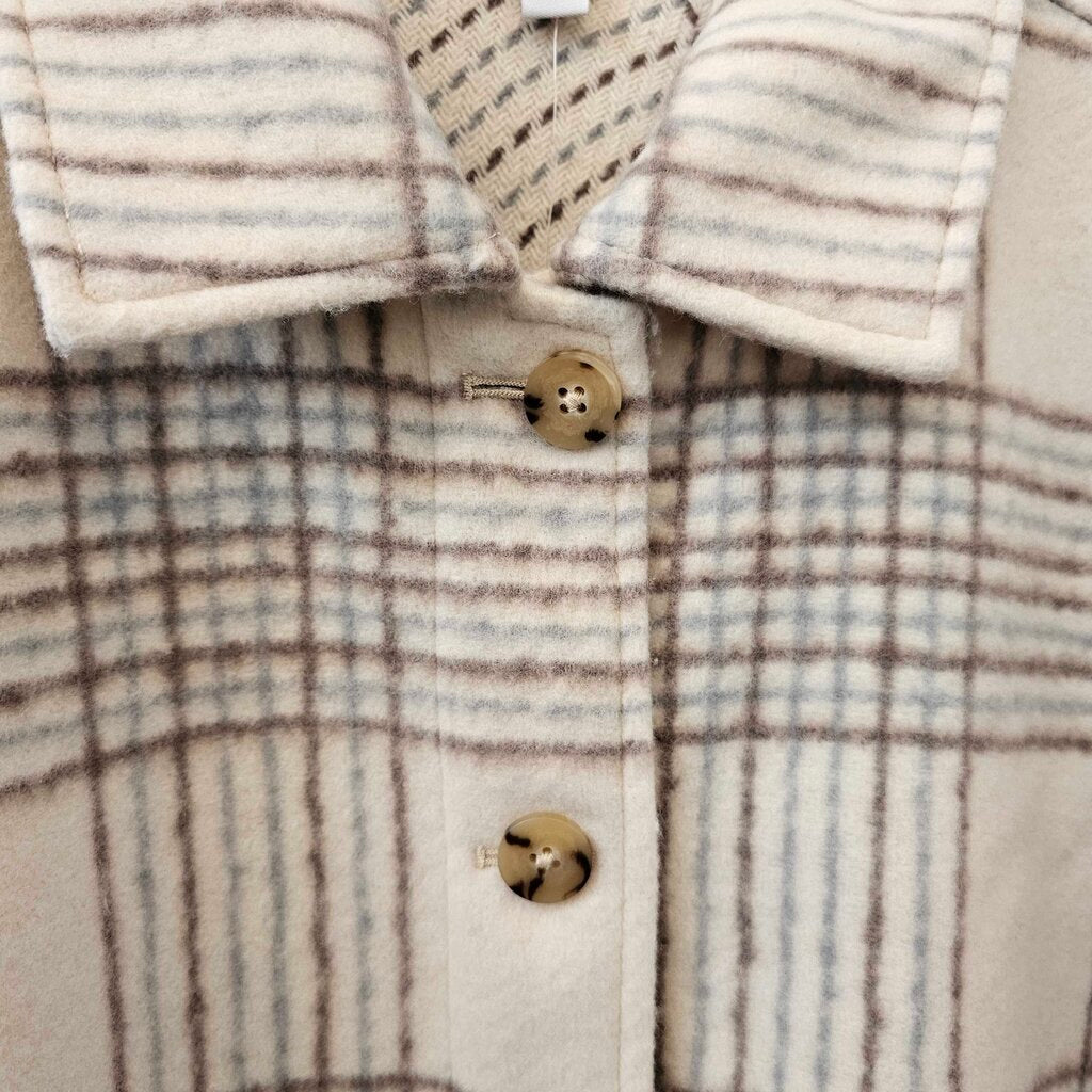 Button up plaid jacket