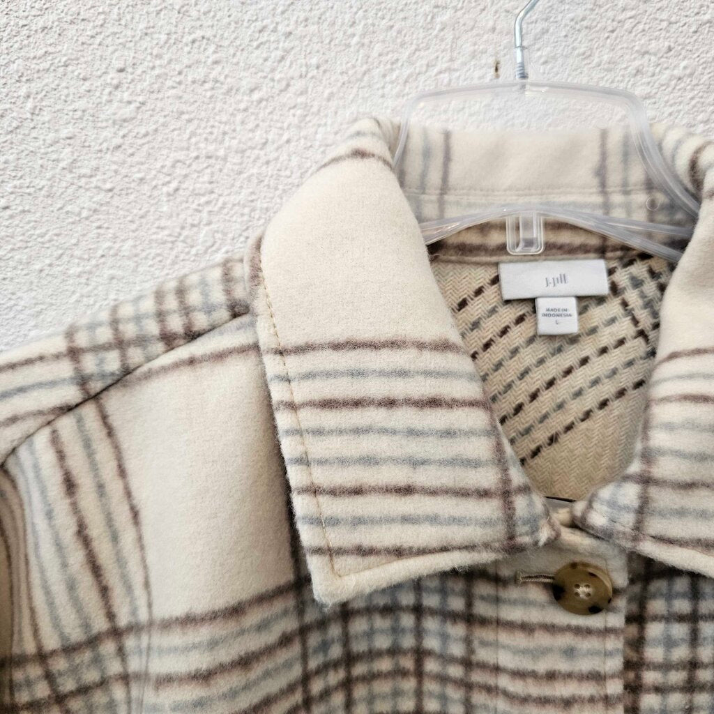 Button up plaid jacket