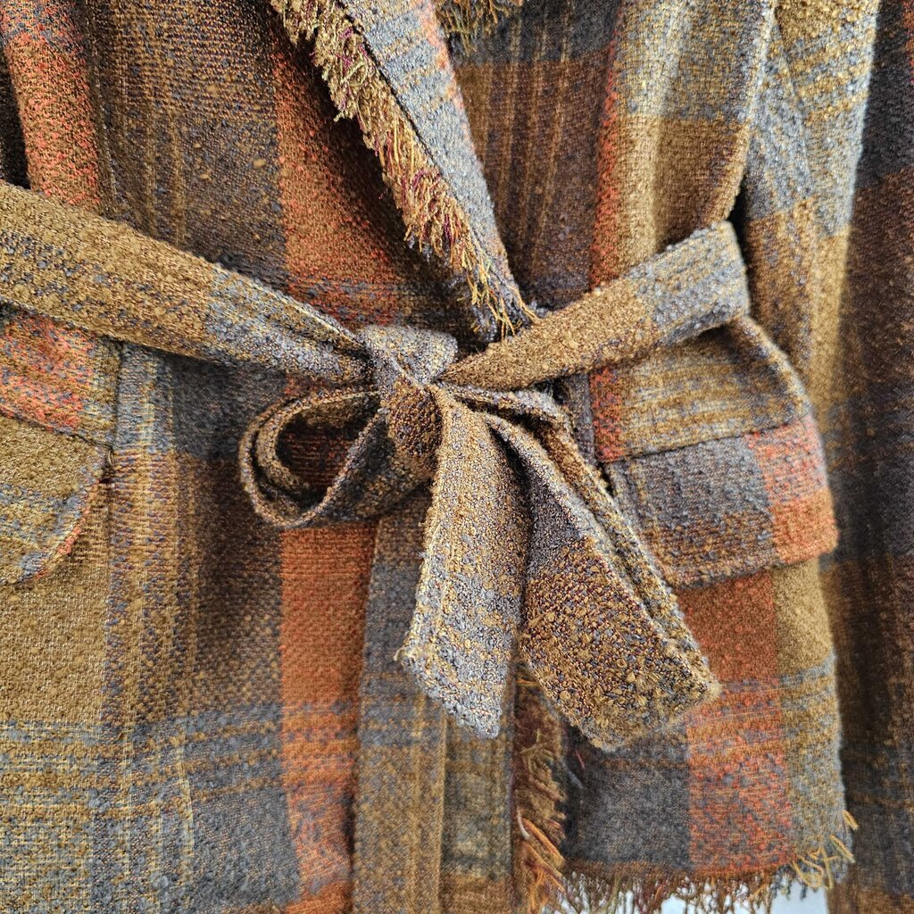 Plaid blazer with belt
