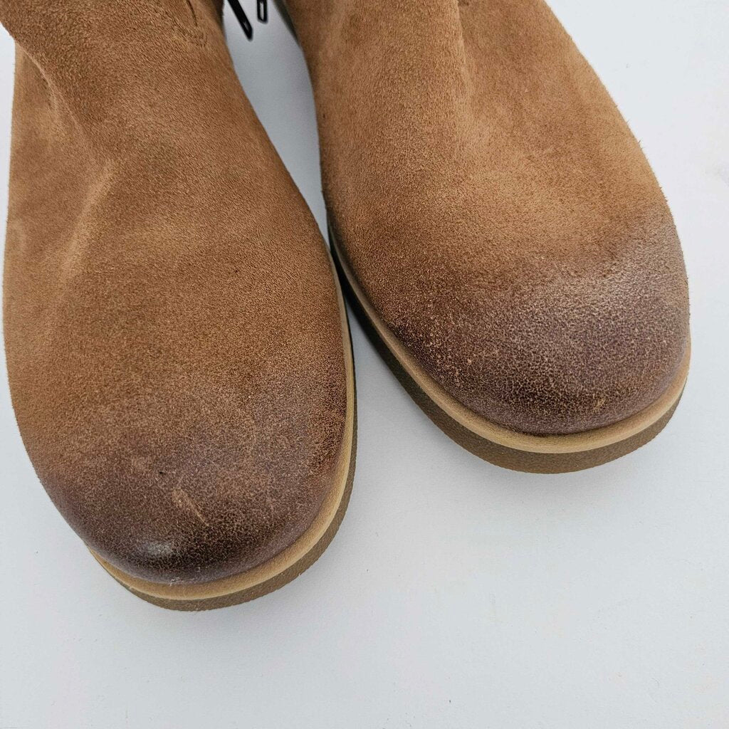 Suede zip
