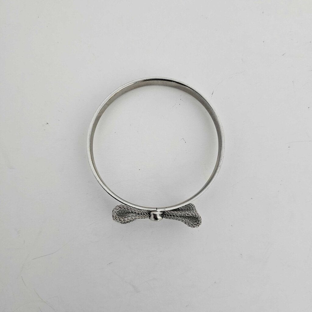 enamel zigzag & mesh bow bangle