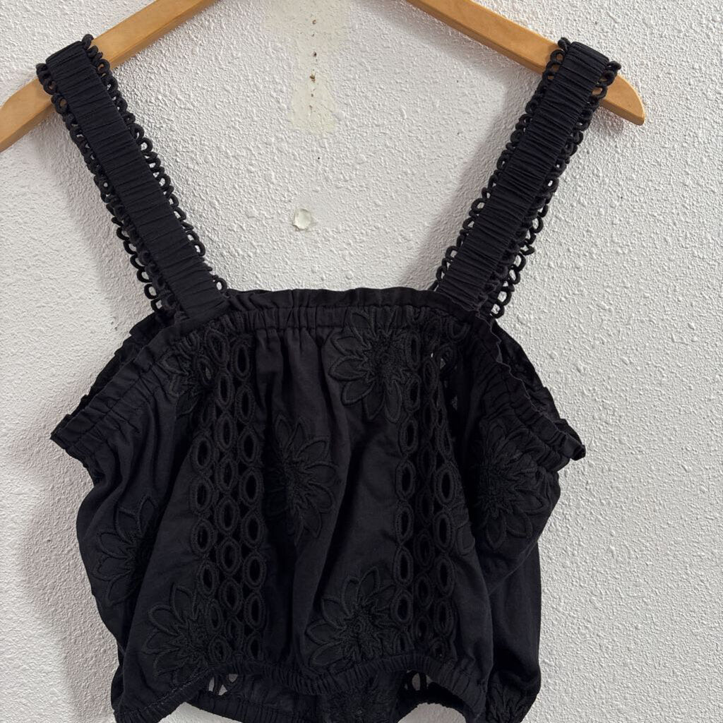 Eyelet