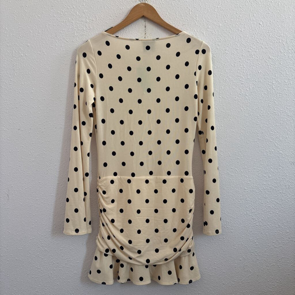 dots