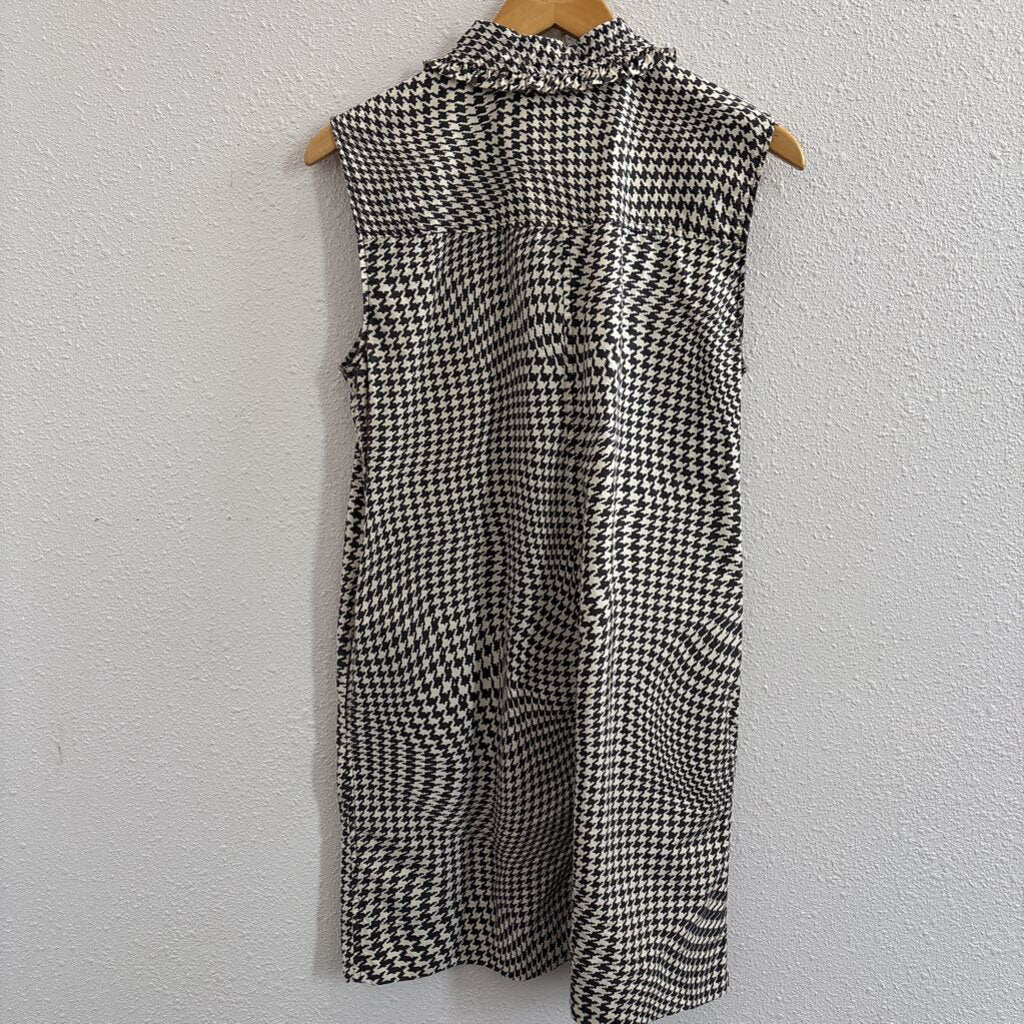 sleeveless