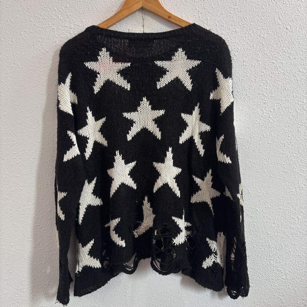 Star Print Distressed