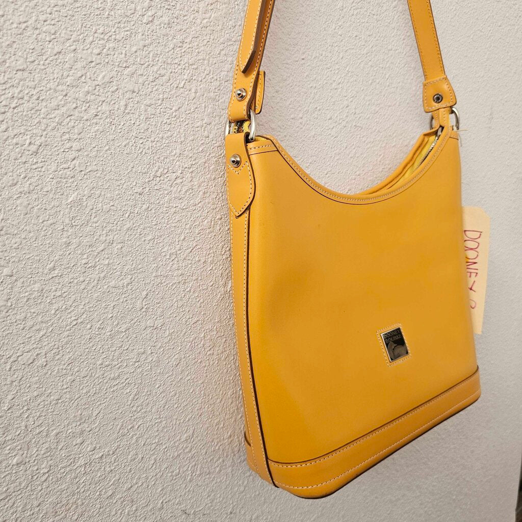 Leather shoulder bag
