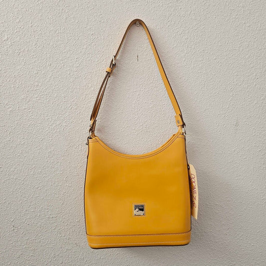 Leather shoulder bag