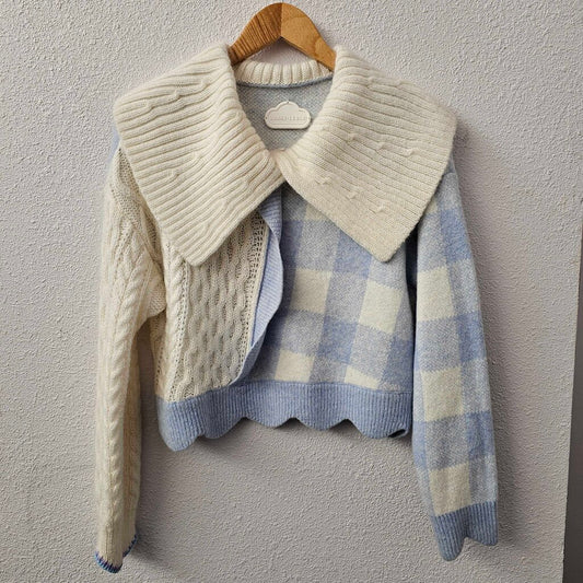 Wide collar