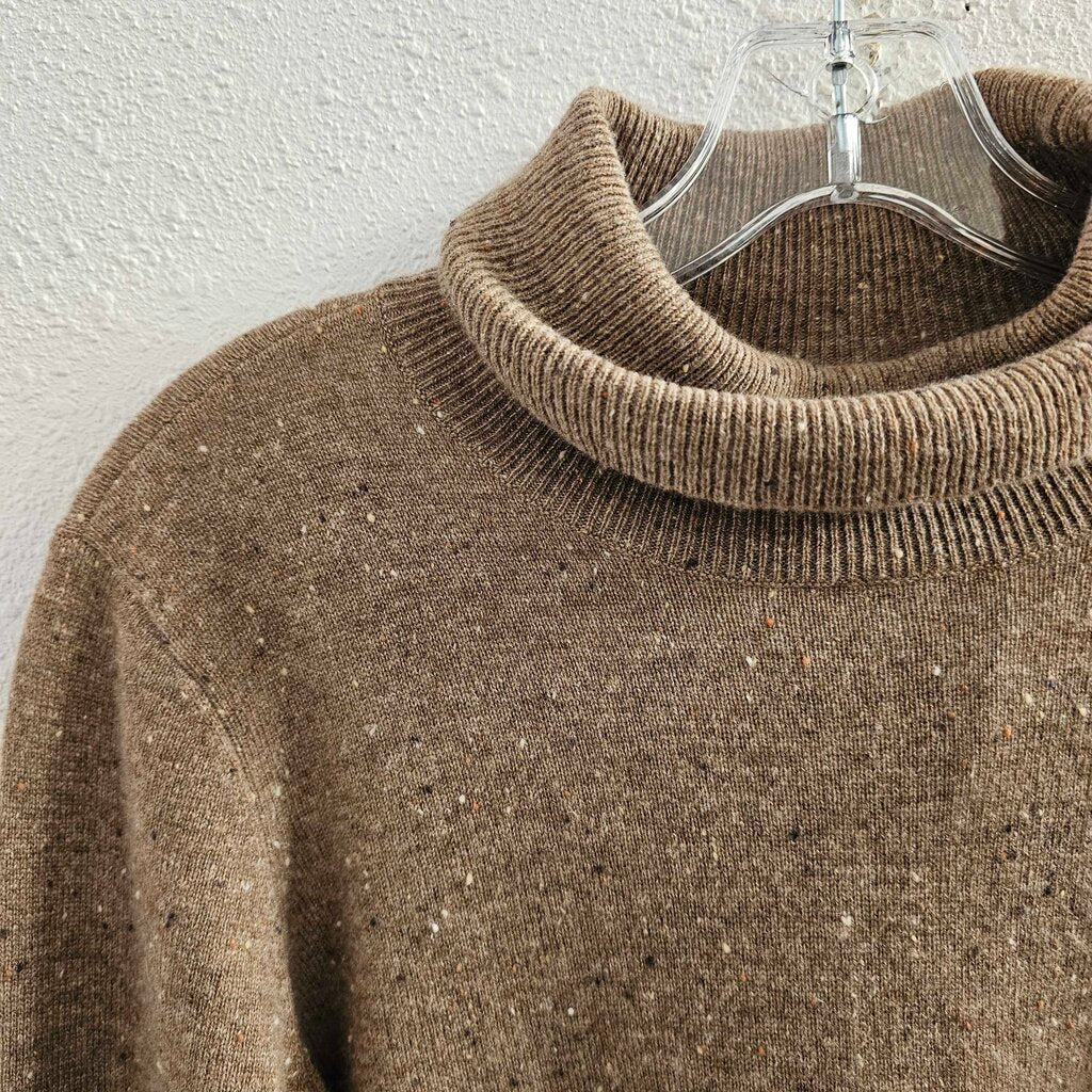 turtleneck/cashmere