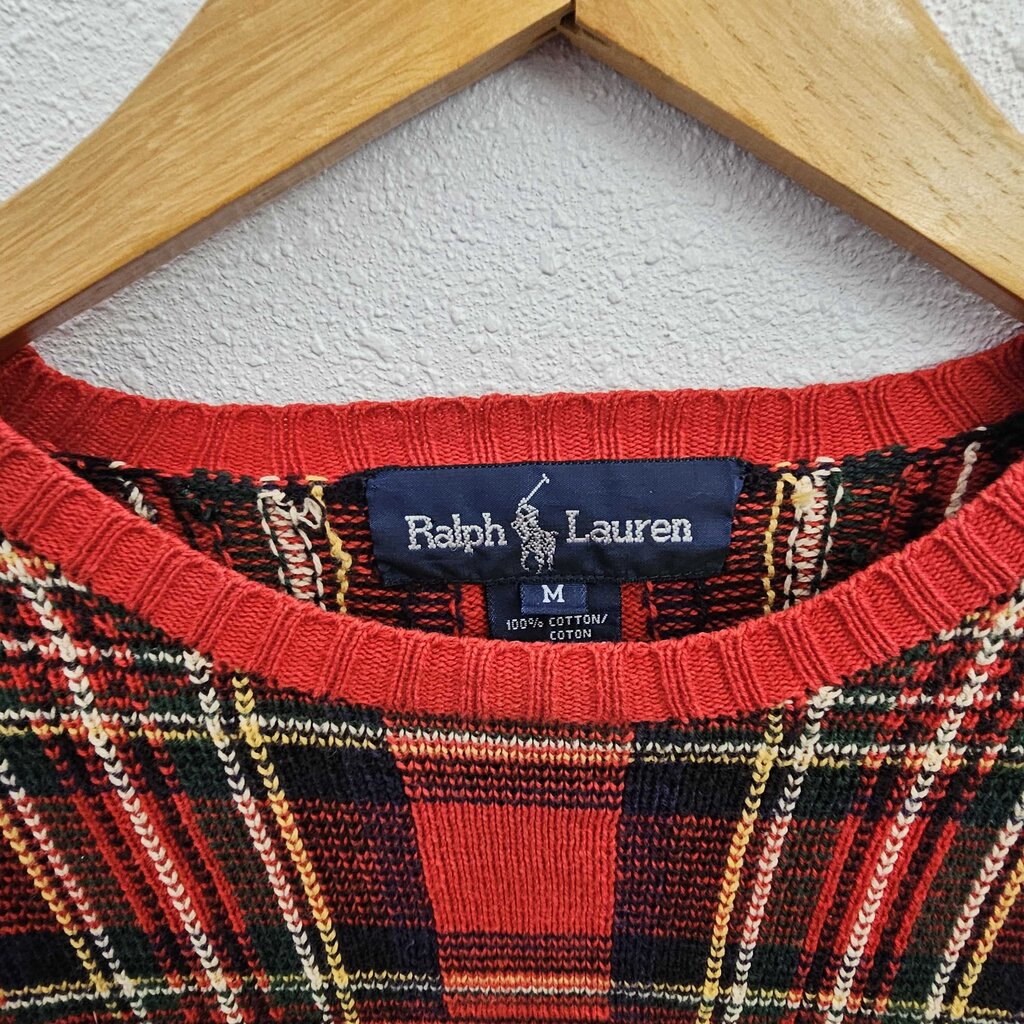 tartan palid
