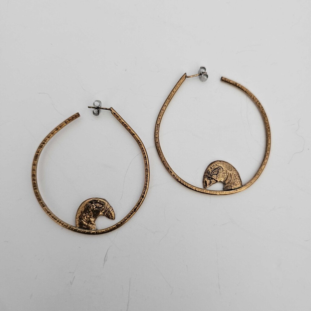 Hoop with Parrot Head