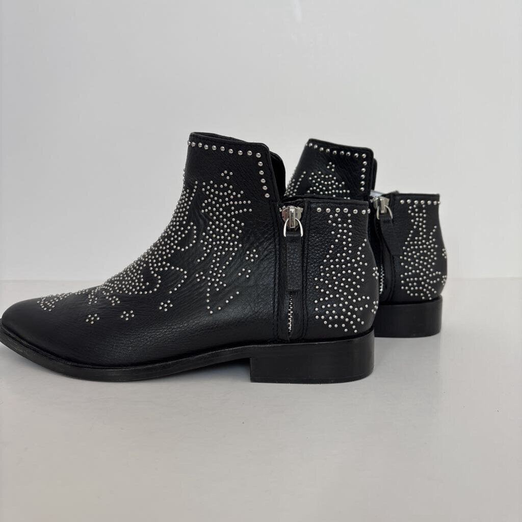 ankle studded western