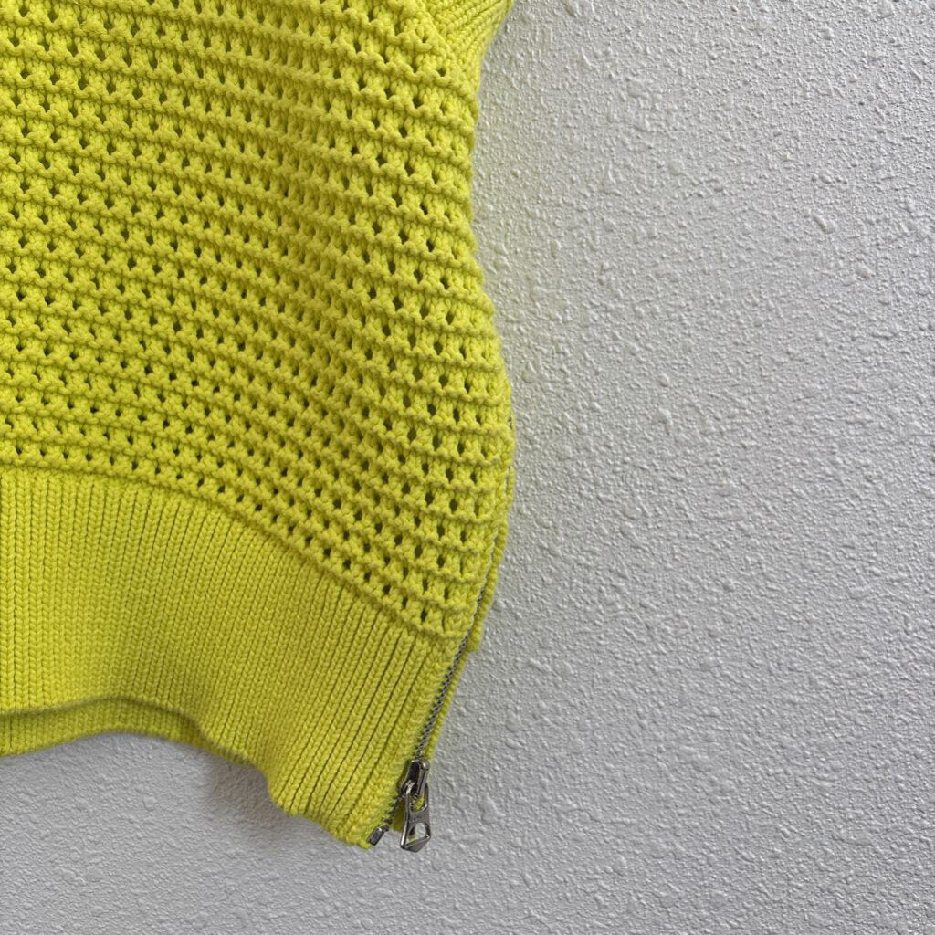 loose knit sleeveless