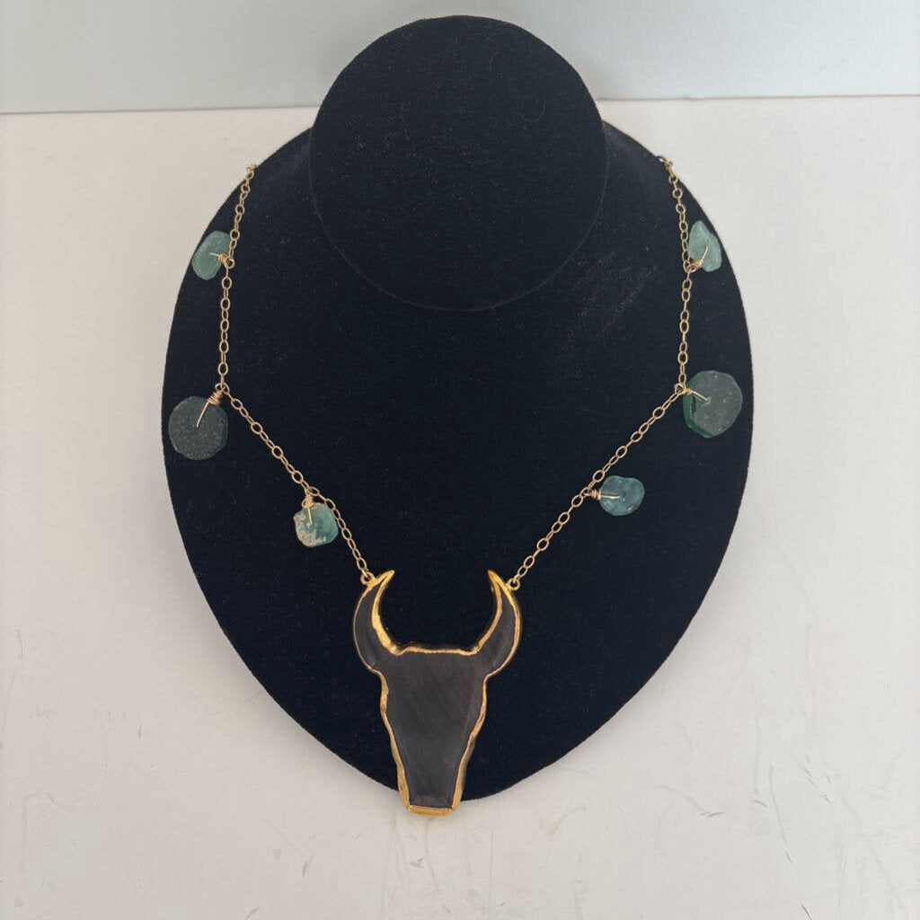 resin bull skull & beads