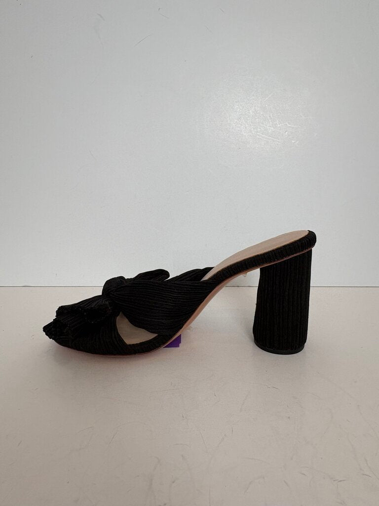 pleated bow heel