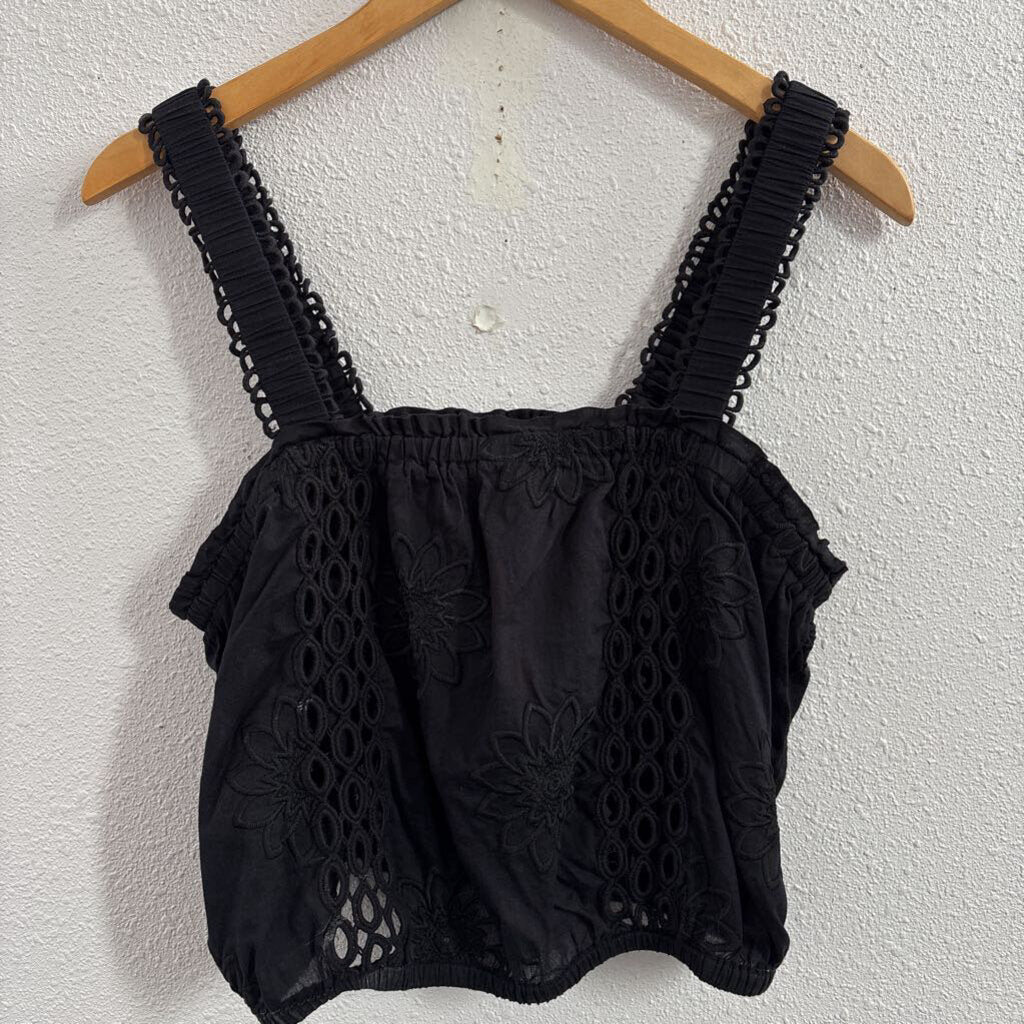 Eyelet