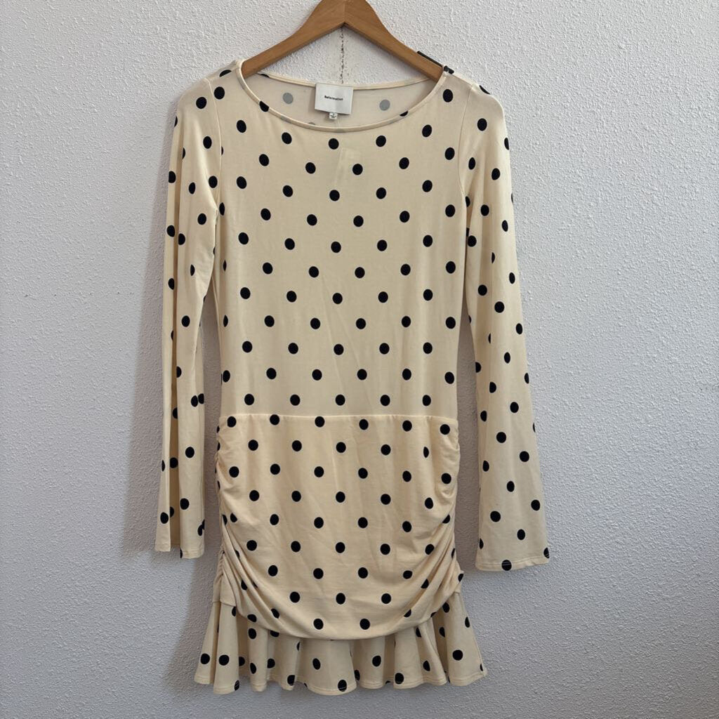 dots