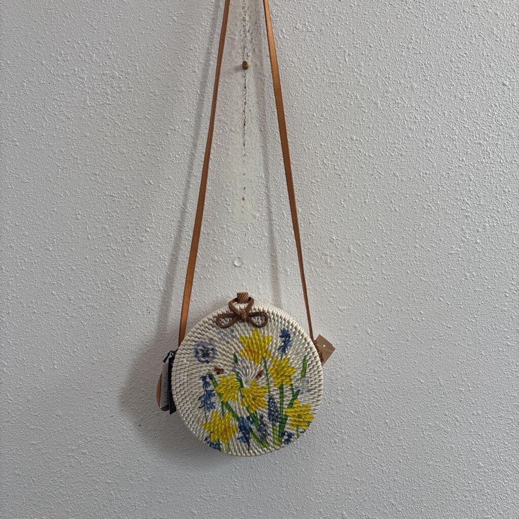 NWT Round Basket