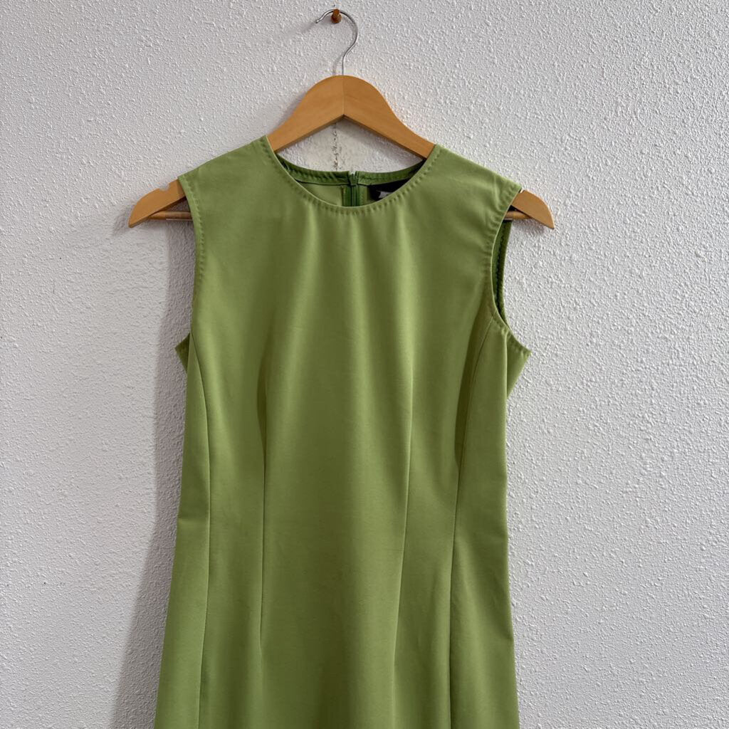 sleeveless
