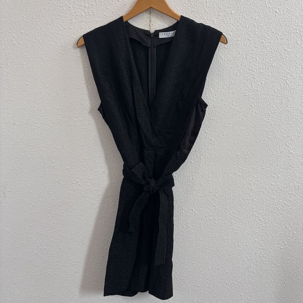 sleeveless