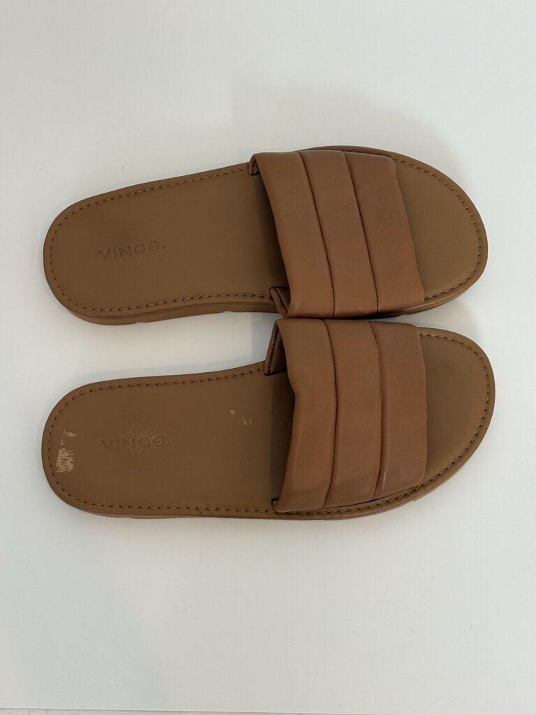 slip-on, quilted toe