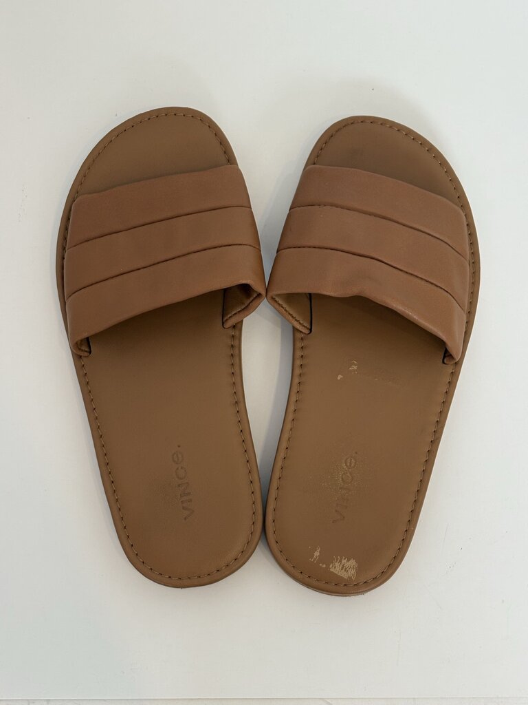 slip-on, quilted toe