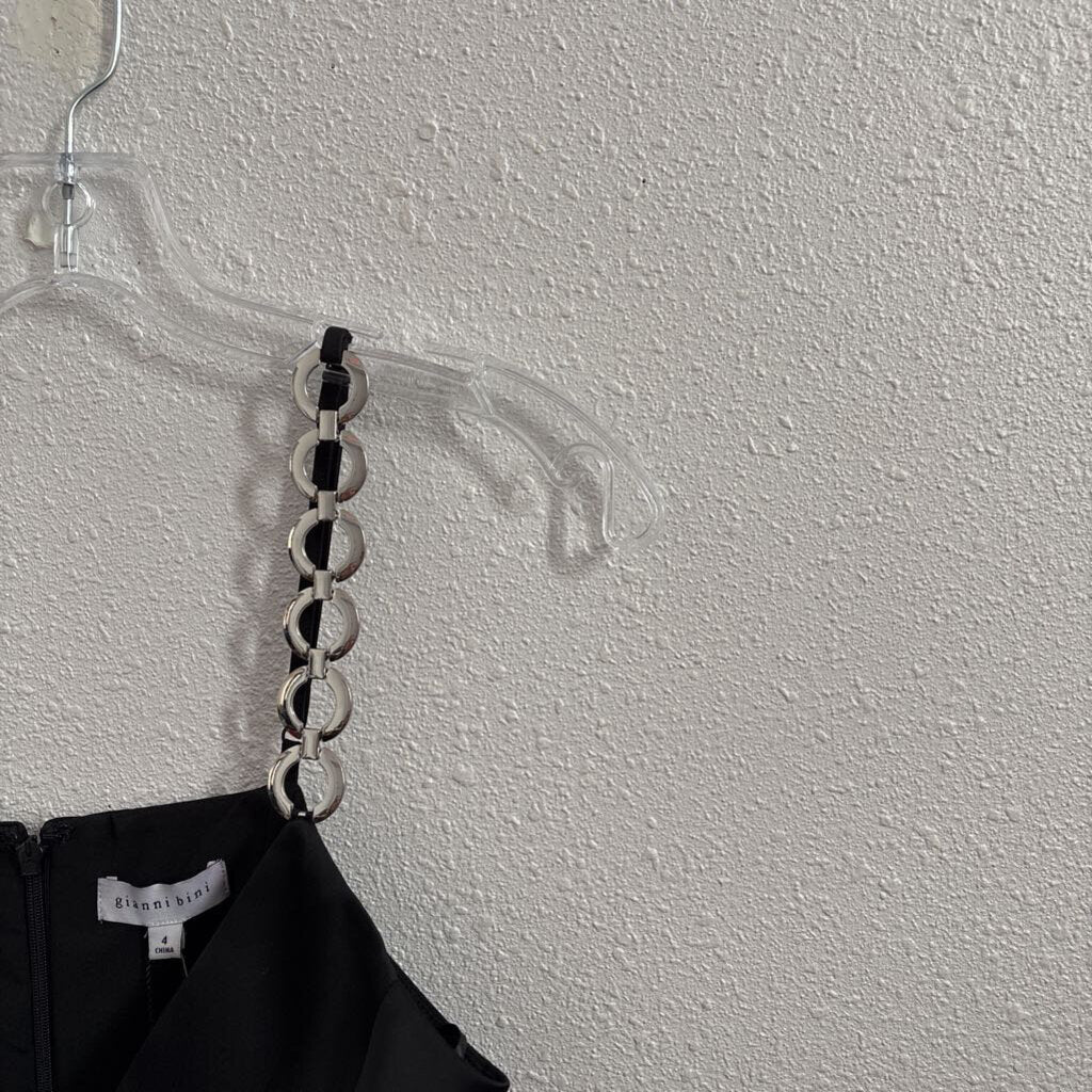 chain straps