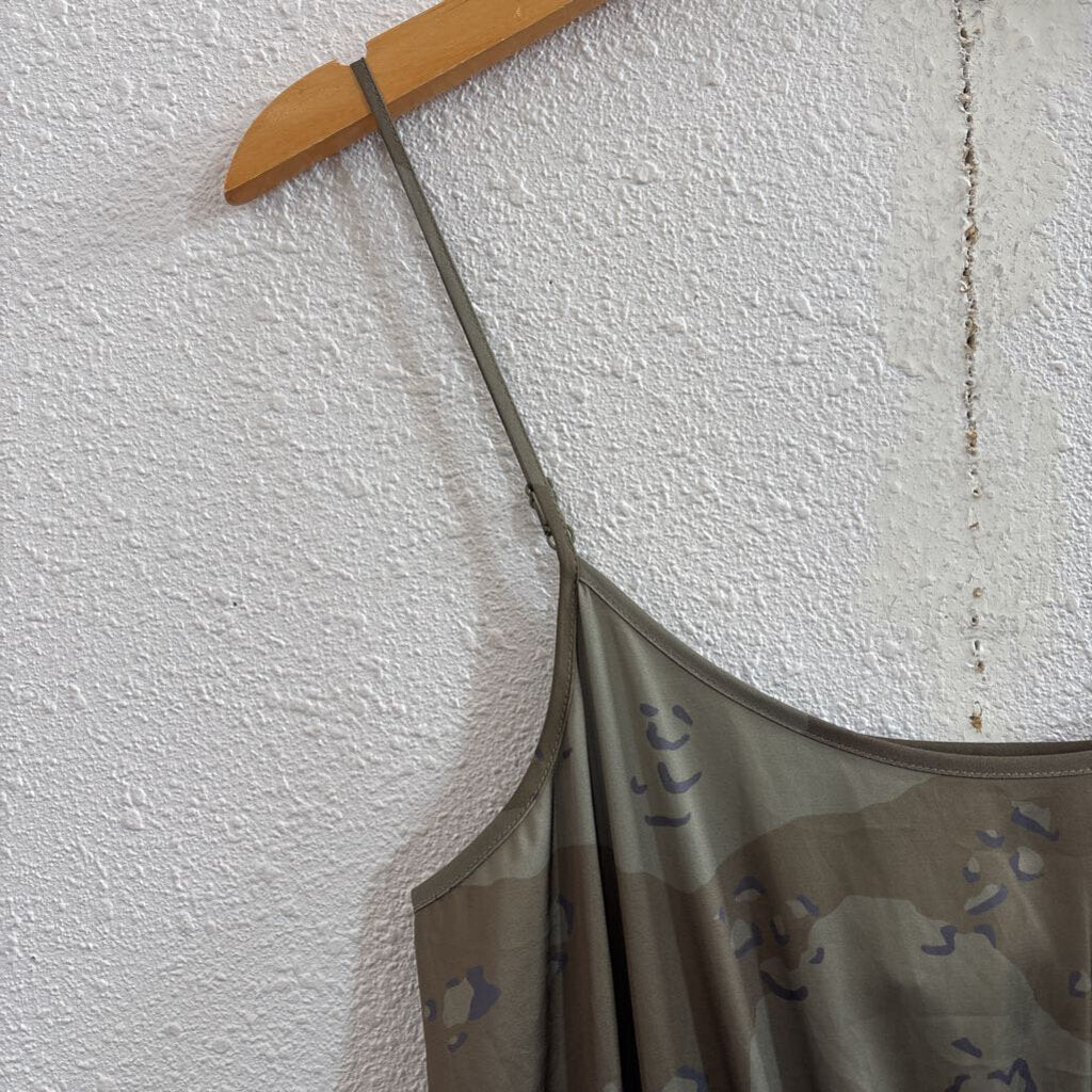 Pleated Bottom