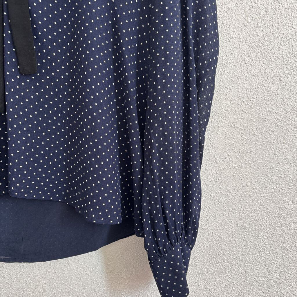 white collar/dots