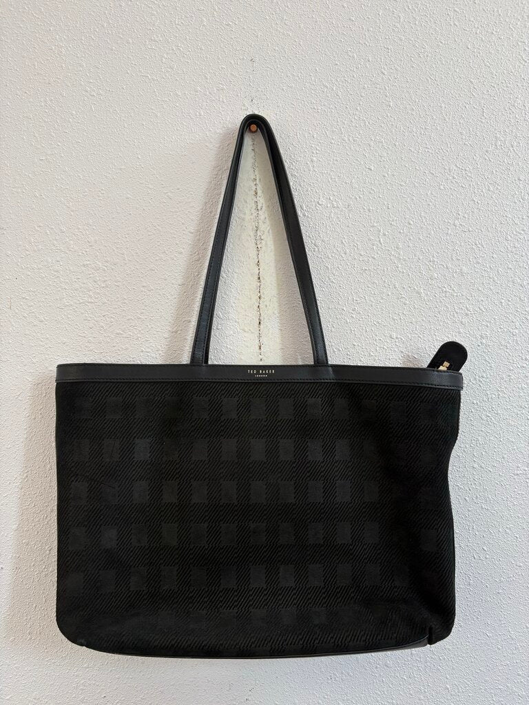 tote