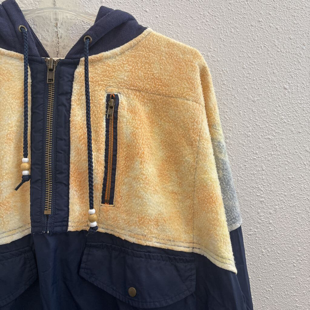 quarter zip fuzzy