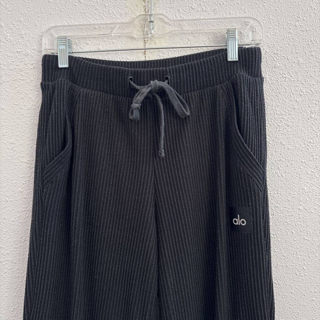 Ribbed